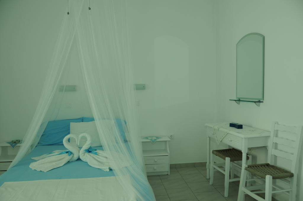 Paroscarmel Studio-Apartment Logaras Quarto foto
